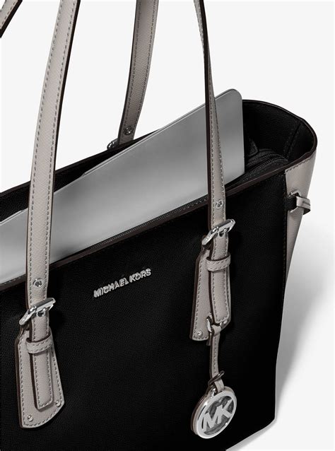 michael michael kors voyager tote handtas admira|Voyager Medium Crossgrain Leather Tote Bag.